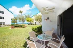 Villas Of The Galleon Seven Mile Beach 외부 사진