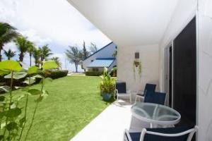 Villas Of The Galleon Seven Mile Beach 외부 사진